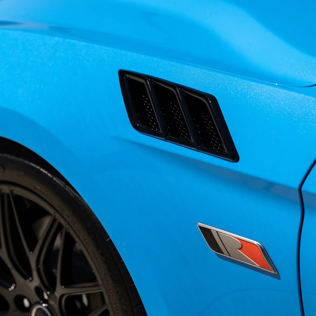 ROUSH 2015-23 Fender Vent Heat Extractors (Gloss Black)