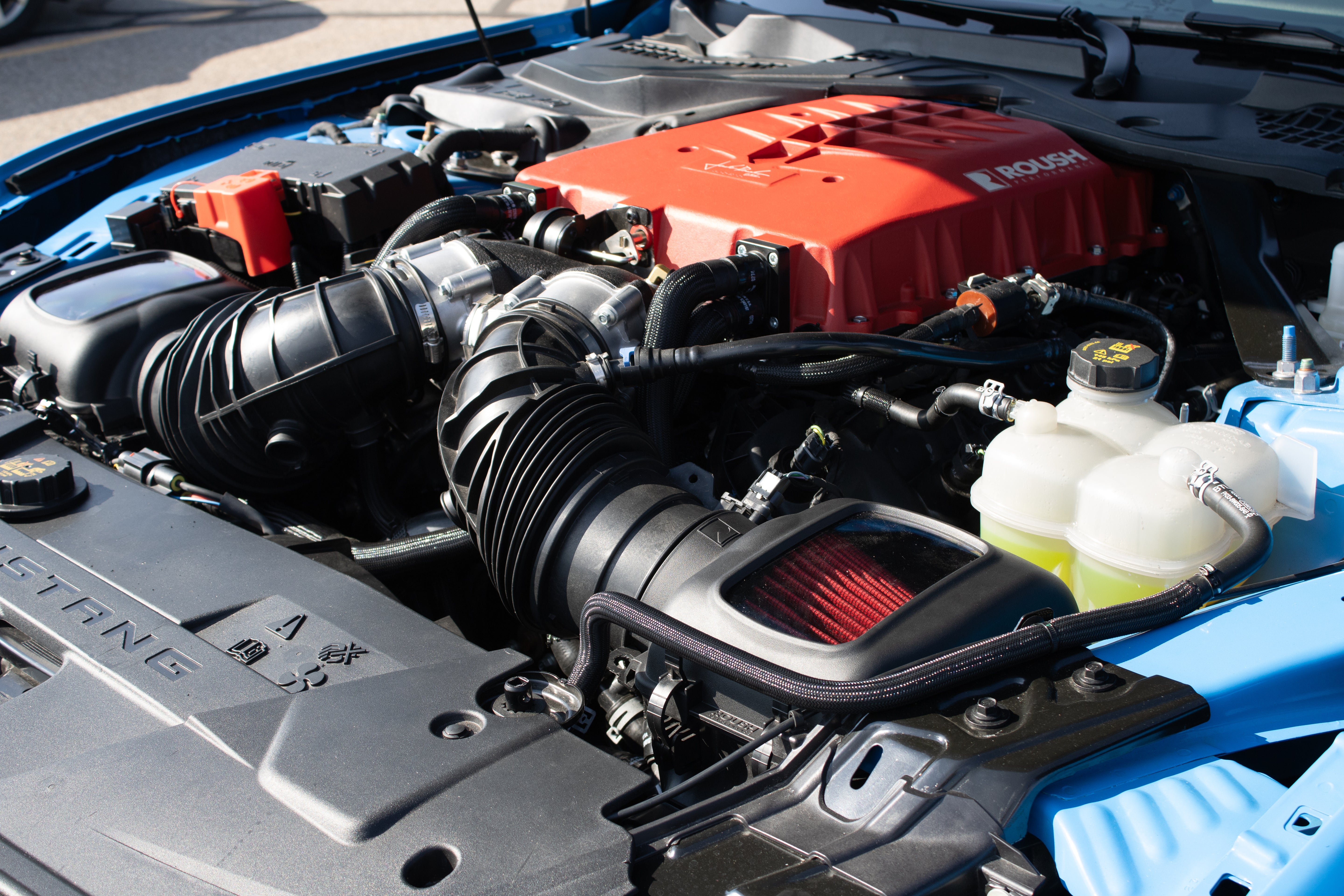 Roush 2024+ Mustang 5.0L V8 Air Intake System
